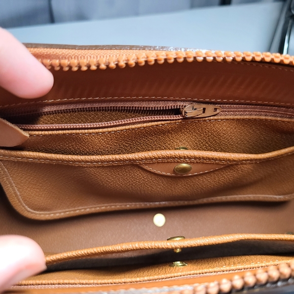 Vintage Dooney & Bourke All Weather Leather Bag Purse - Picture 8 of 16